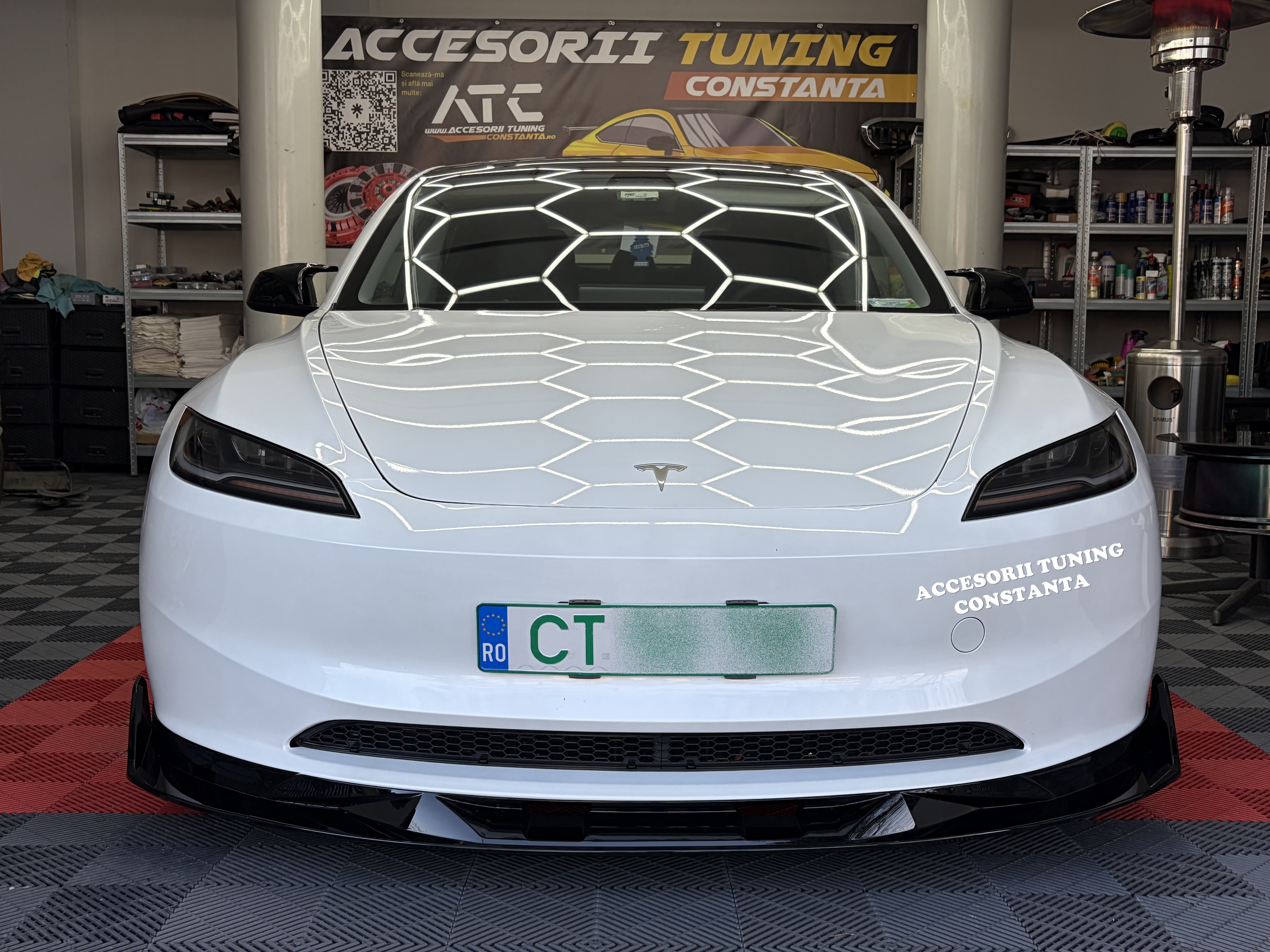 Aero Kit Tesla Model 3 2023+ Lip fata + Difuzor Spate + Lip Prag + Eleron
