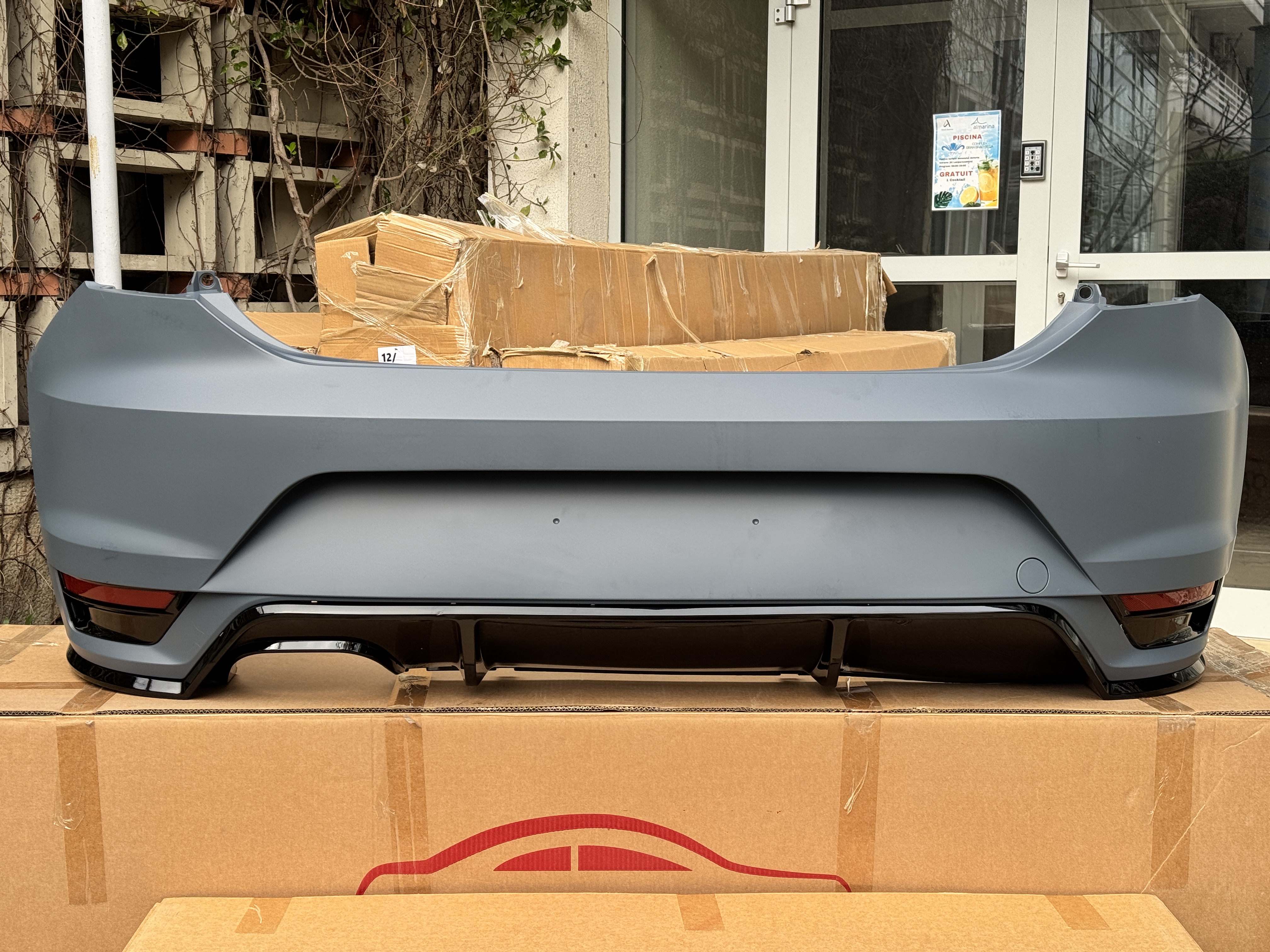 Bara Spate Seat Leon MK3 5F Aero Design