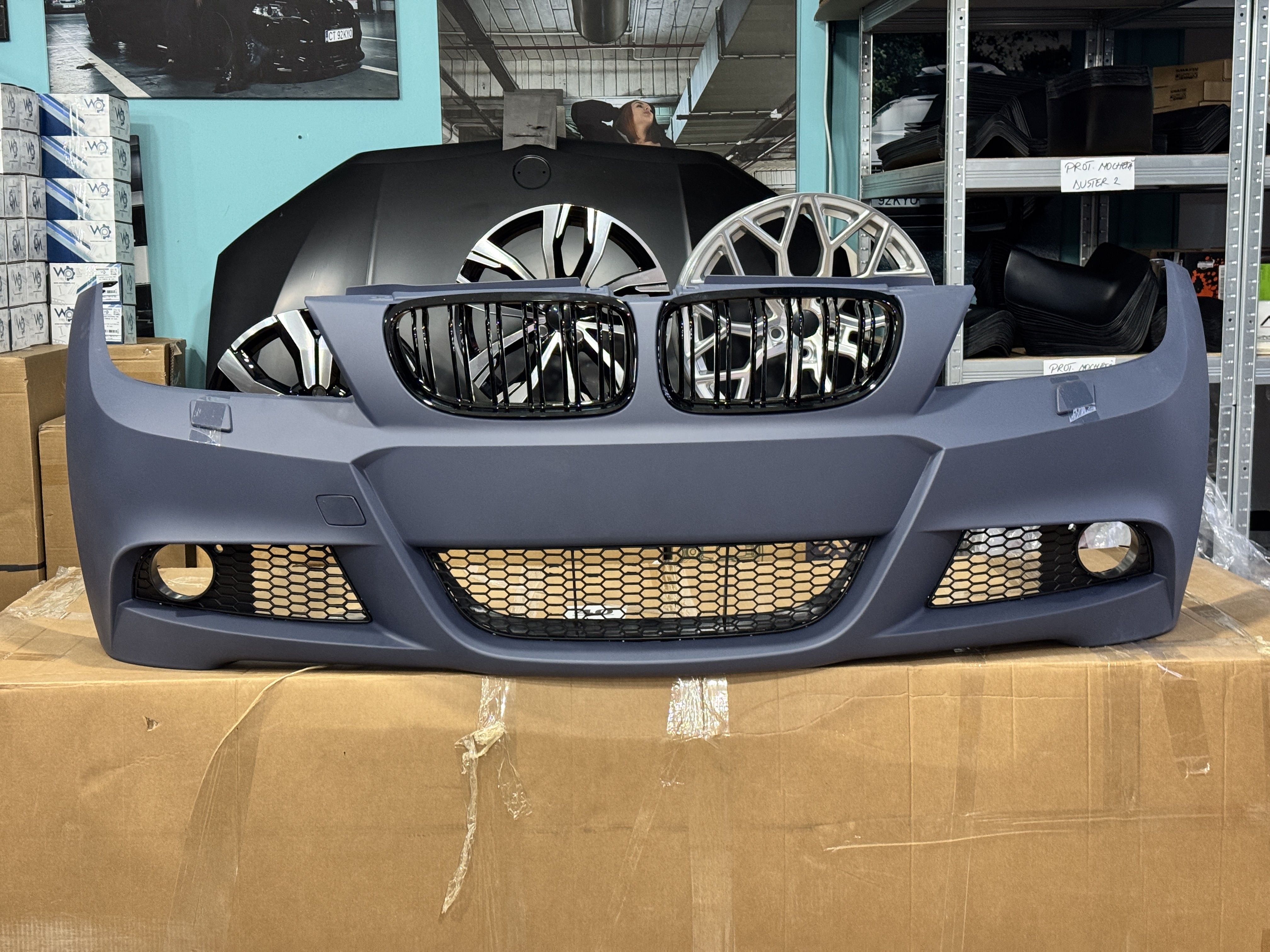 Bara Fata BMW Seria 3 E90 E91 LCI Facelift Mtech Design